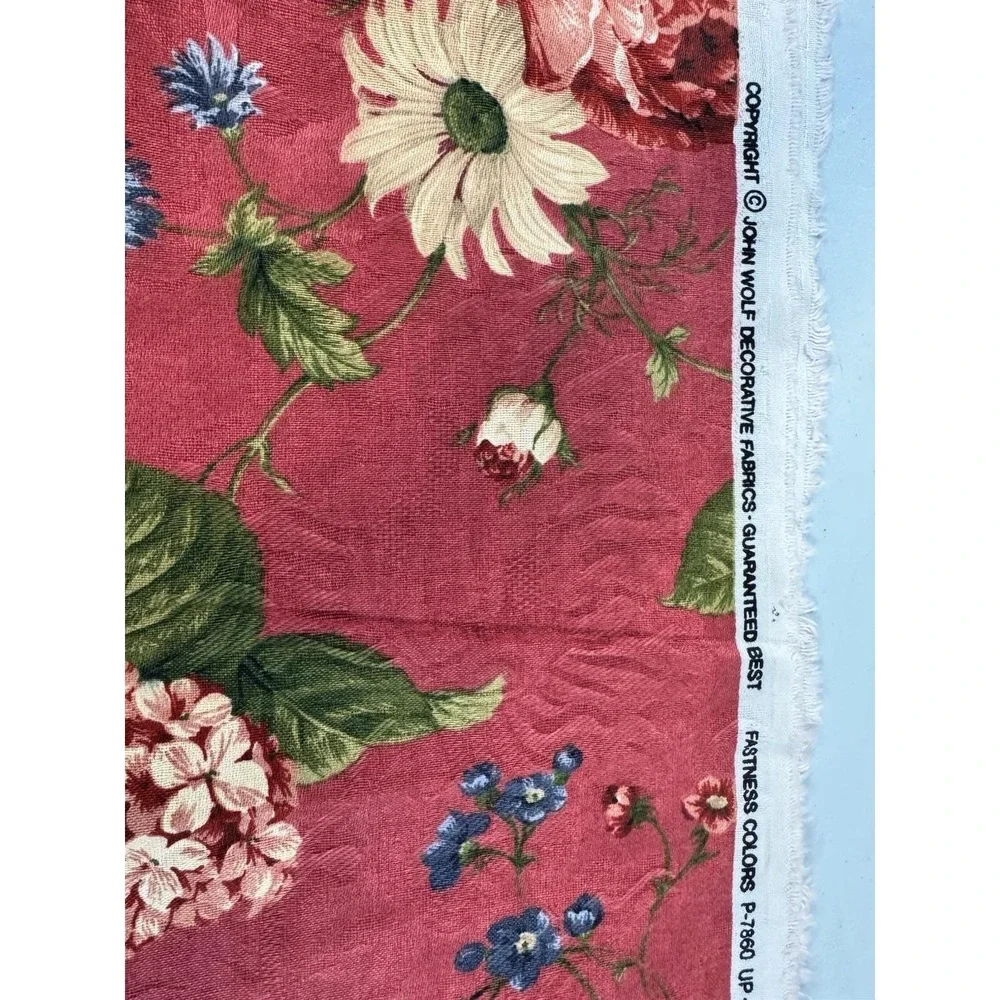 VTG Fabric‎ Large Floral Print Red 1 Yd Decor Weight